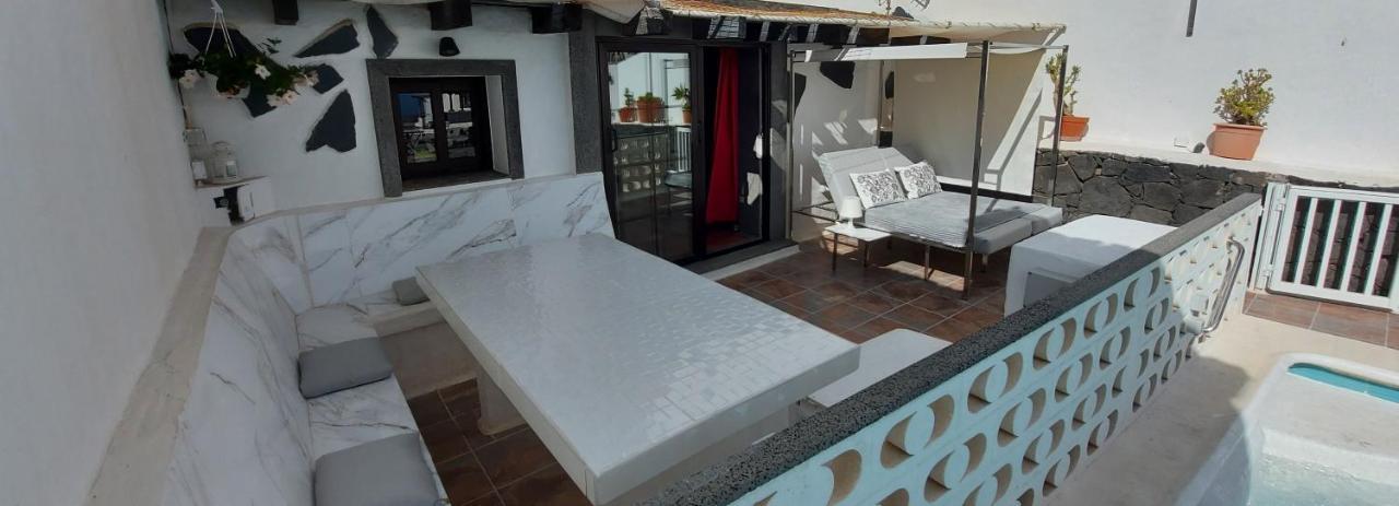 Aloelux Villa !! - Private Villa With Pool , Jacuzzi, Cinema, Massage ,Wonderful View, Art Desing Villa Tías Exteriér fotografie