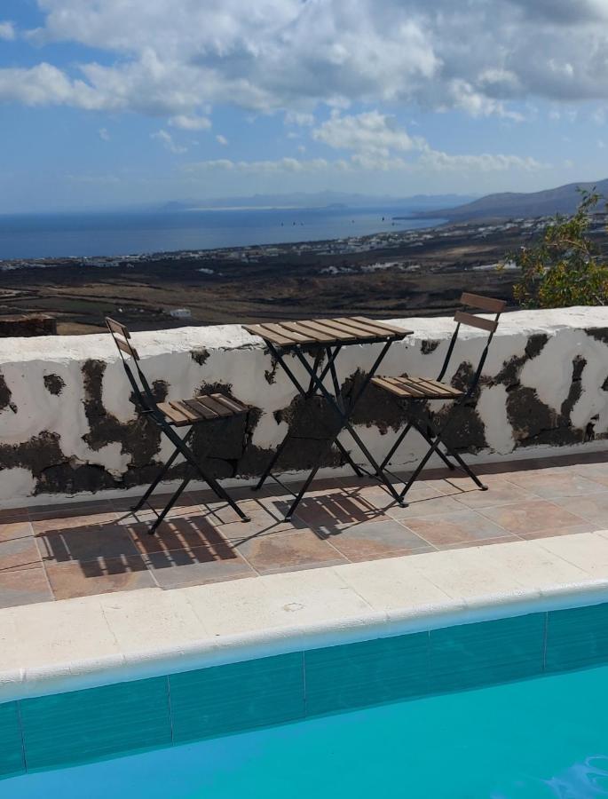 Aloelux Villa !! - Private Villa With Pool , Jacuzzi, Cinema, Massage ,Wonderful View, Art Desing Villa Tías Exteriér fotografie