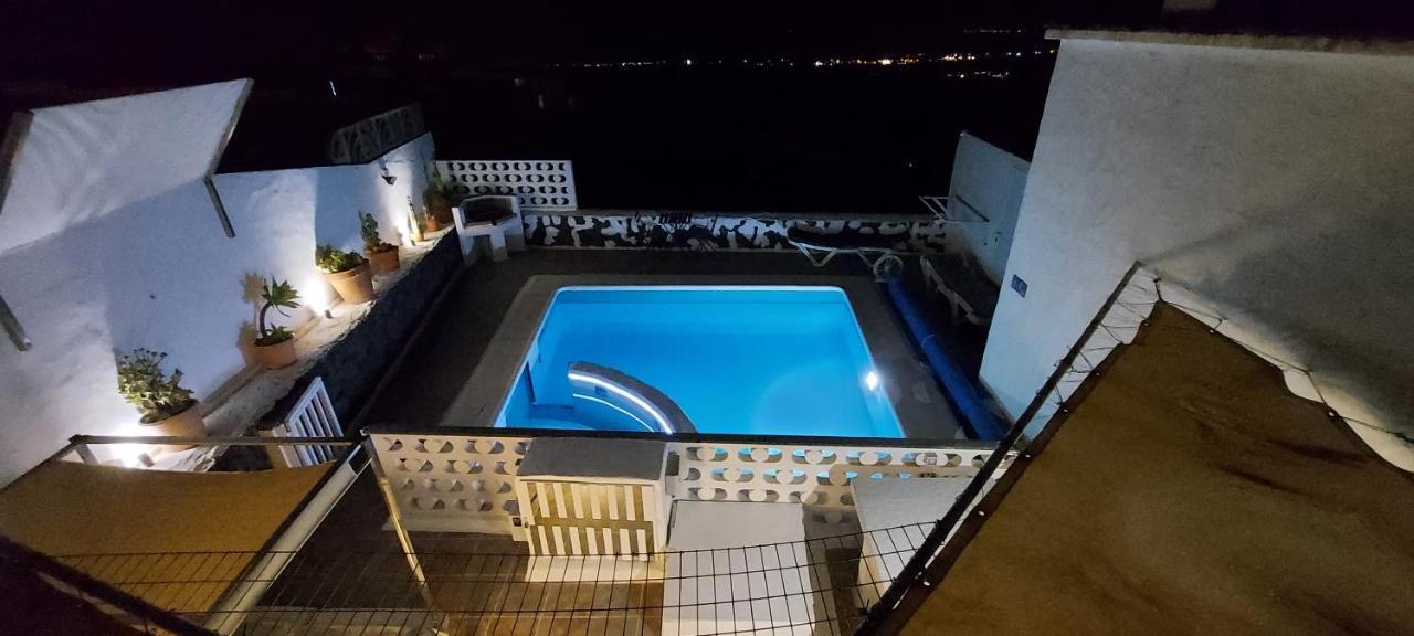 Aloelux Villa !! - Private Villa With Pool , Jacuzzi, Cinema, Massage ,Wonderful View, Art Desing Villa Tías Exteriér fotografie